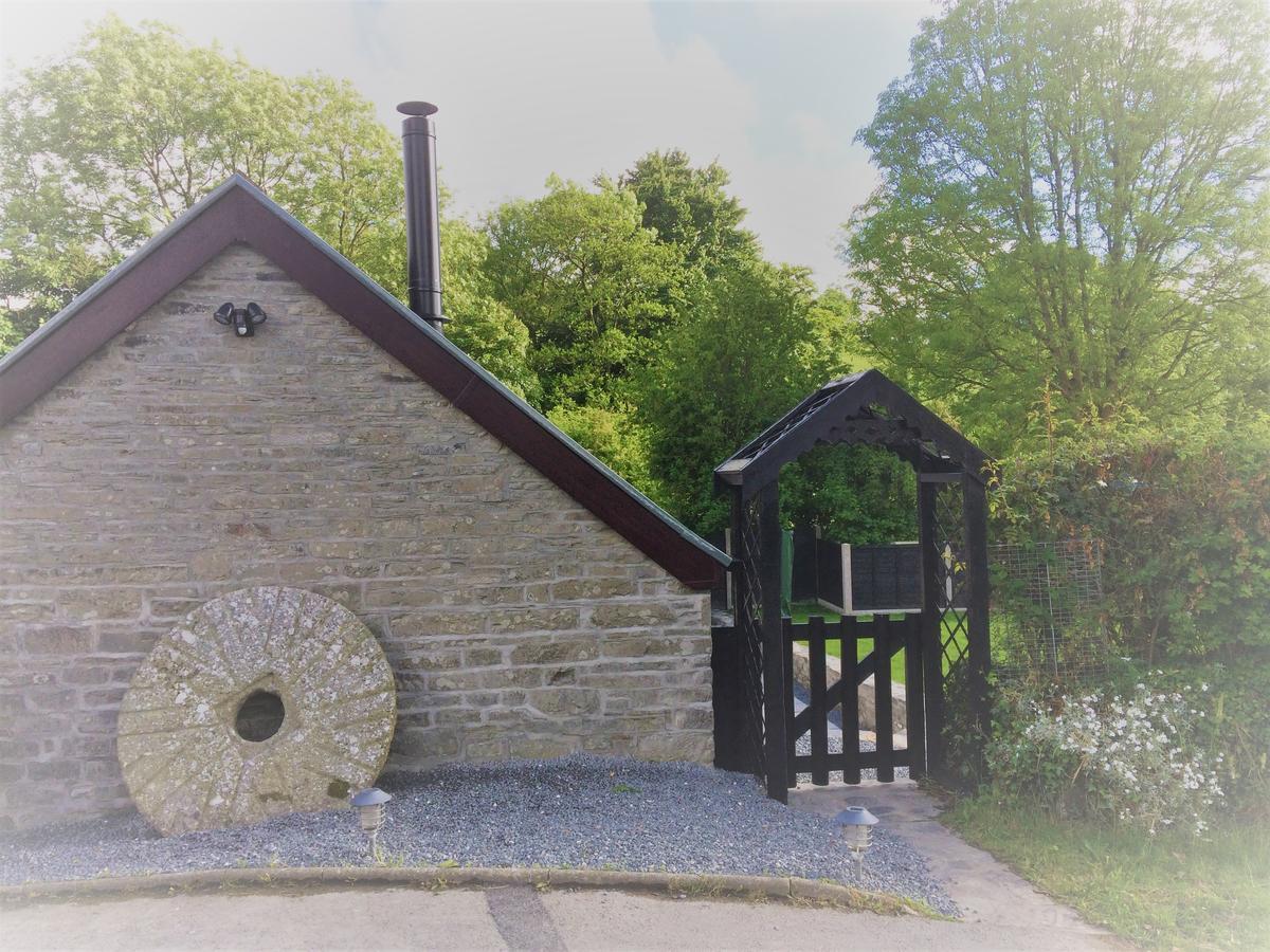 Villa The Bakery Llanddeiniol Exterior foto